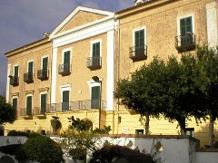 201106_villa_guariglia.jpg