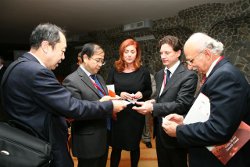 2011_salerno_trading.jpg