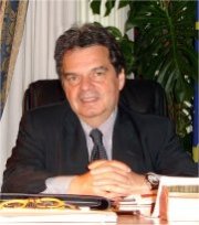 brunetta-gra.jpg brunetta-gra.jpg